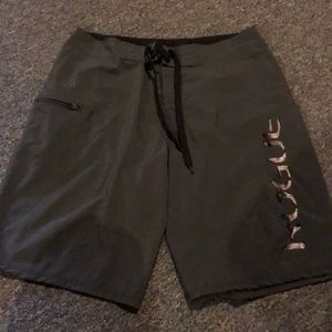Men’s rogue shorts size 32 grey